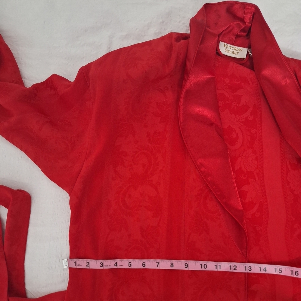 VICTORIA'S SECRET Red Satin Robe - Picture 5 of 7